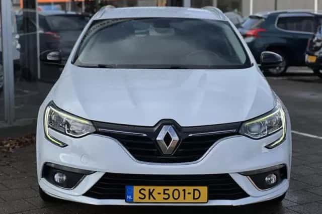 Renault Mégane (2018) thumbnail 5