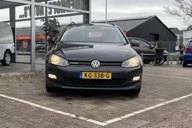 Volkswagen Golf (2016) thumbnail 5