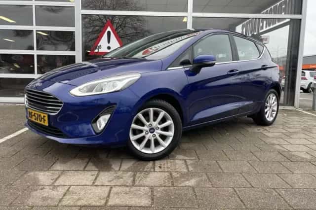 Ford Fiesta (2017) thumbnail 2