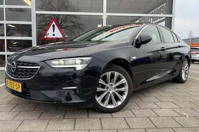 Opel Insignia (2021) thumbnail 2
