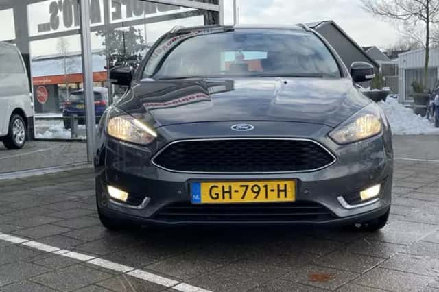 Ford Focus (2015) thumbnail 5
