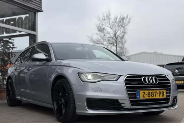 Audi A6 (2016) thumbnail 2