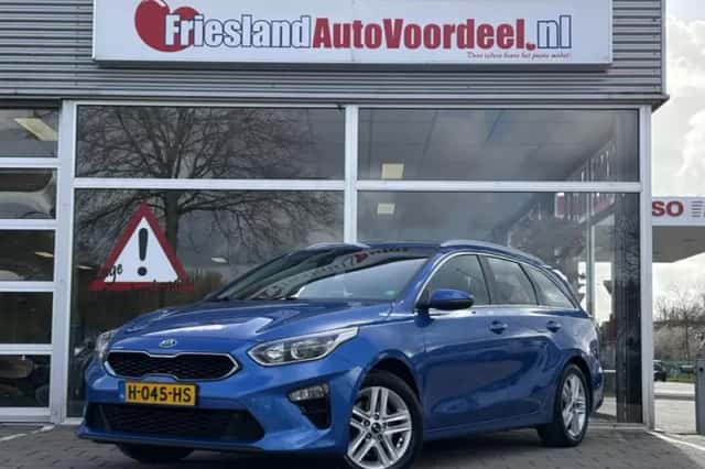 Kia Ceed (2020) thumbnail 1