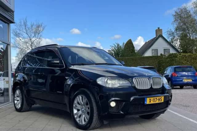 BMW X5 (2010) thumbnail 4
