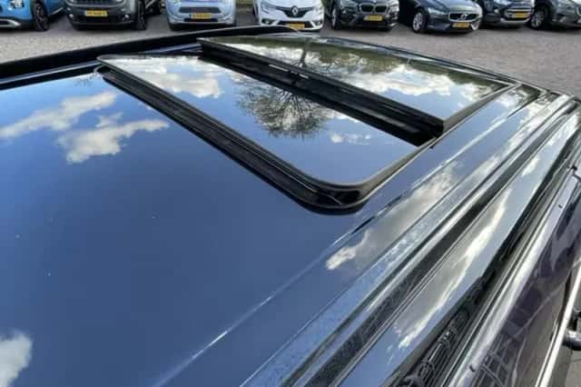 BMW X5 (2010) thumbnail 6