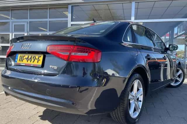 Audi A4 (2015) thumbnail 6