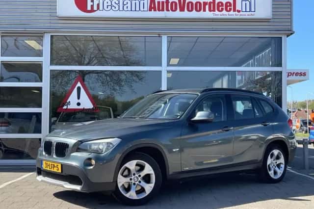 BMW X1 (2010) thumbnail 1