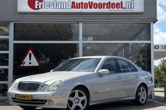 Mercedes-Benz E-Klasse (2003) thumbnail 1