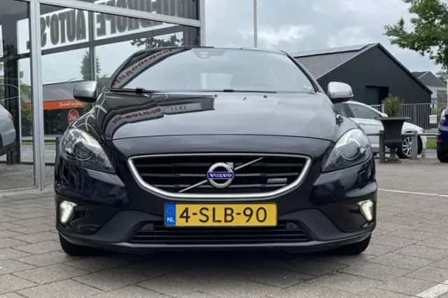 Volvo V40 (2013) thumbnail 5