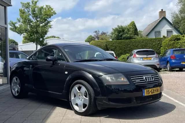Audi TT (2001) thumbnail 2