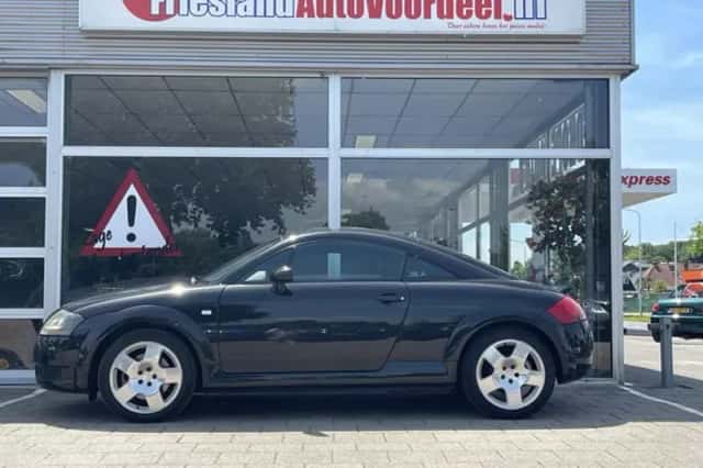 Audi TT (2001) thumbnail 5