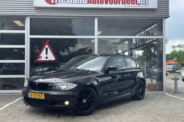BMW 1-Serie (2008) thumbnail 1