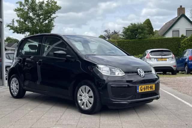 Volkswagen Up! (2019) thumbnail 4