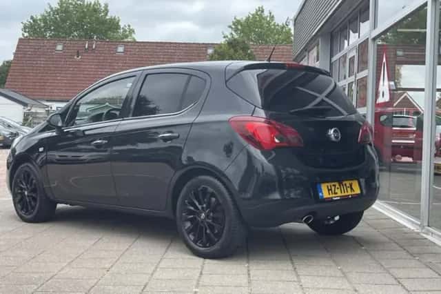 Opel Corsa (2015) thumbnail 3