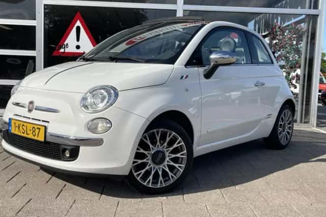 Fiat 500 (2013) thumbnail 2
