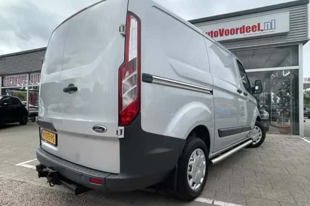 Ford Transit (2018) thumbnail 6