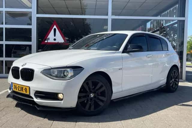 BMW 1-Serie (2012) thumbnail 2