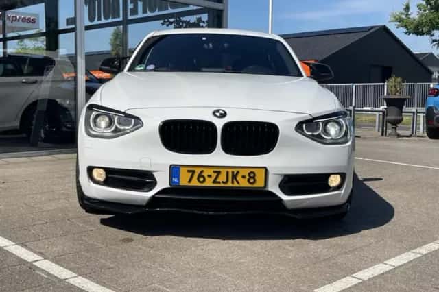 BMW 1-Serie (2012) thumbnail 5