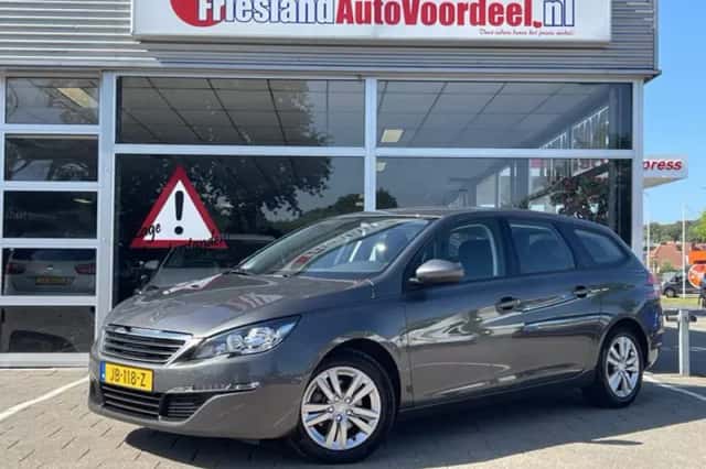 Peugeot 308 (2016) thumbnail 1