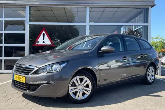 Peugeot 308 (2016) thumbnail 2