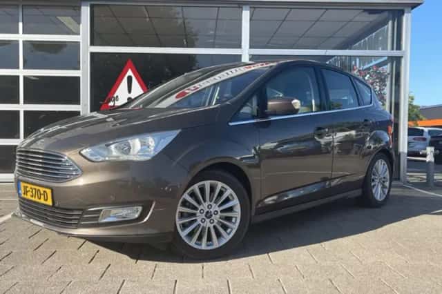 Ford C-Max (2016) thumbnail 2