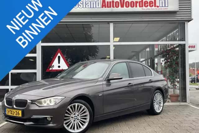 BMW 3-Serie (2014) thumbnail 1