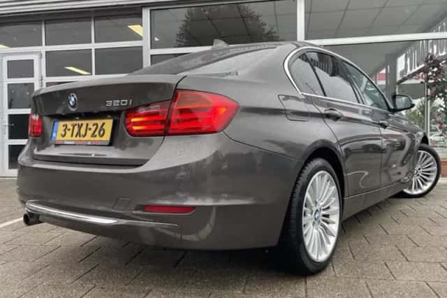BMW 3-Serie (2014) thumbnail 6