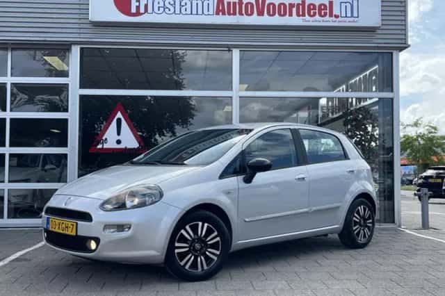 Fiat Punto (2012) thumbnail 1