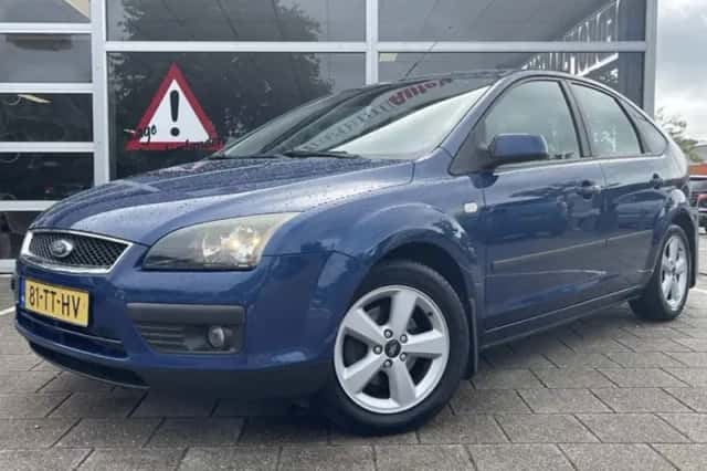 Ford Focus (2007) thumbnail 2