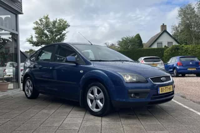 Ford Focus (2007) thumbnail 4