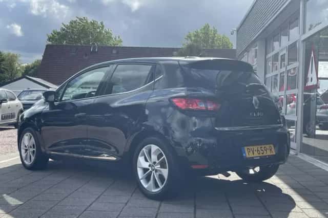 Renault Clio (2017) thumbnail 3