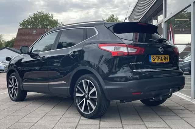 Nissan Qashqai (2014) thumbnail 3