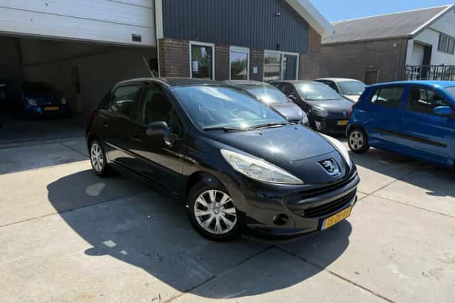 Peugeot 207 (2008) thumbnail 3