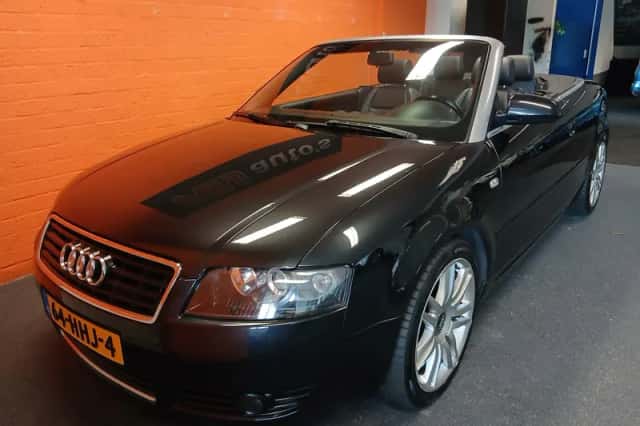 Audi A4 (2003) thumbnail 4