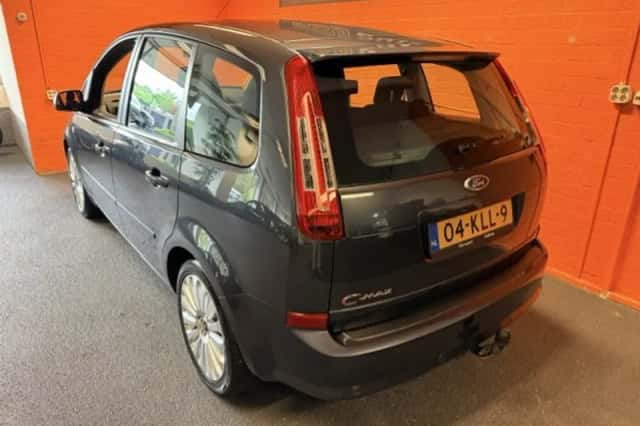 Ford C-Max (2010) thumbnail 3