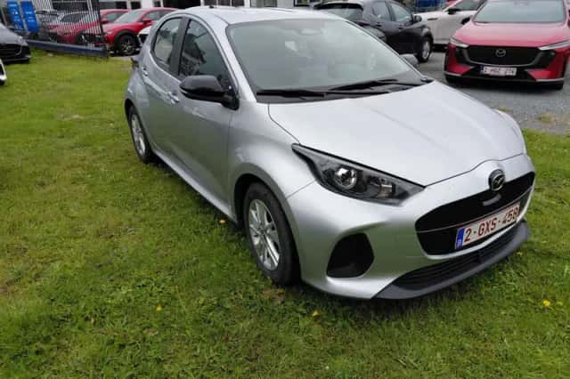 Mazda 2 Hybrid (2025) thumbnail 2
