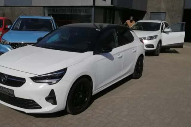 Opel Corsa (2023) thumbnail 1