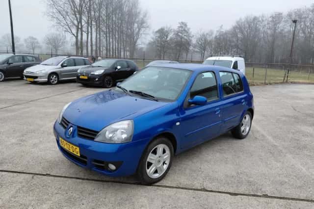 Renault Clio (2007) thumbnail 1
