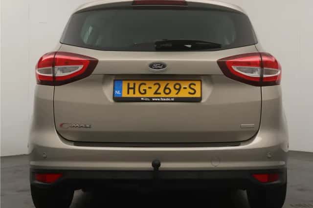 Ford C-Max (2015) thumbnail 5