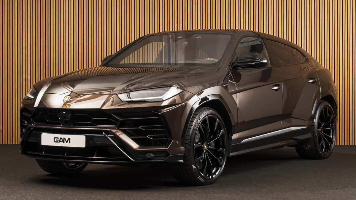 Lamborghini Urus (2018) — foto 1