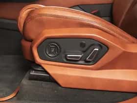 Lamborghini Urus (2018) thumbnail 19