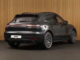 Porsche Macan (2020) thumbnail 6