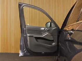 BMW X7 (2019) thumbnail 18