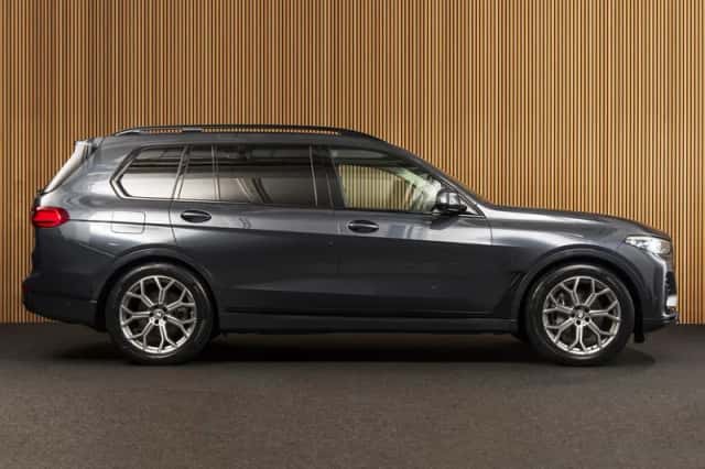BMW X7 (2019) thumbnail 6