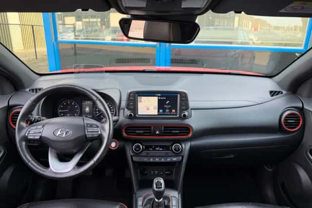 Hyundai Kona (2018) thumbnail 2