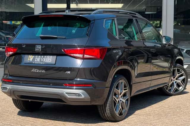 SEAT Ateca (2023) thumbnail 3