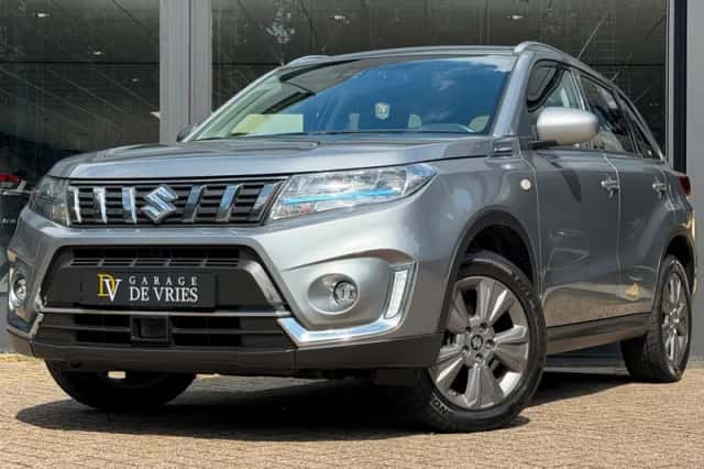 Suzuki Vitara (2022) thumbnail 6