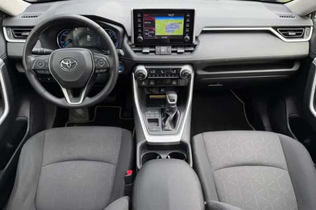 Toyota RAV4 (2019) thumbnail 2