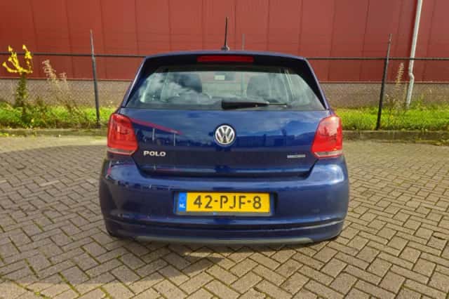 Volkswagen Polo (2011) thumbnail 5