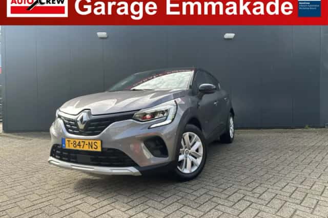 Renault Captur (2023) thumbnail 1